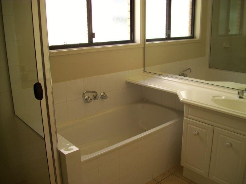 21 Dayspring Street, Sunrise Beach QLD 4567