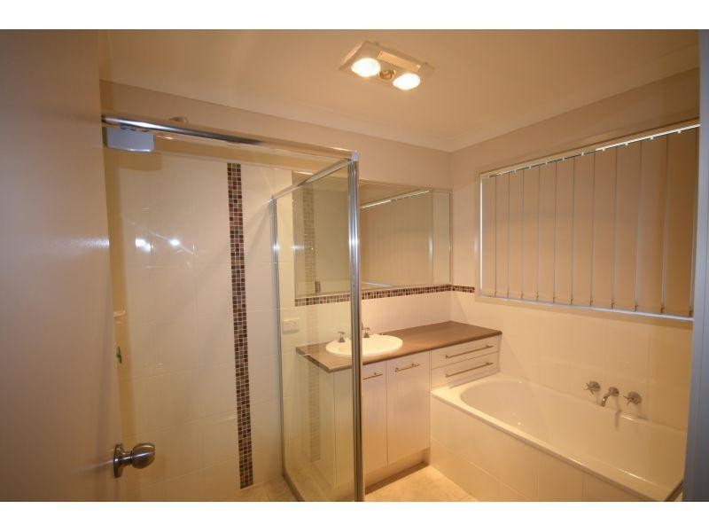 41 Gympie View Dr, Southside QLD 4570