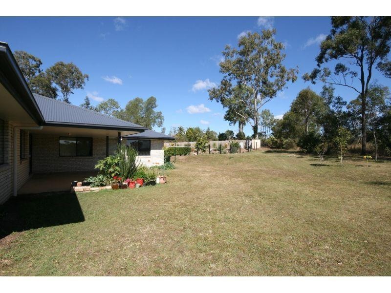 41 Gympie View Dr, Southside QLD 4570