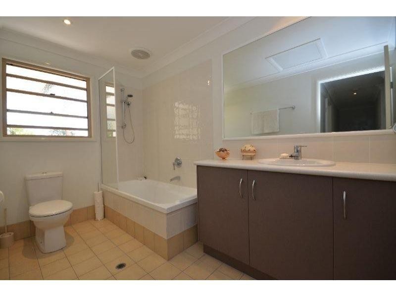 10/4 Riverstone Court, Tewantin QLD 4565