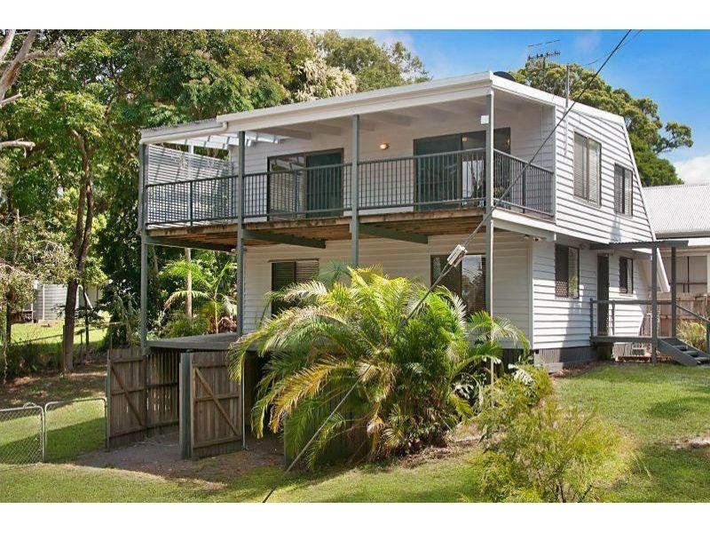 2 Vista Street, Boreen Point QLD 4565