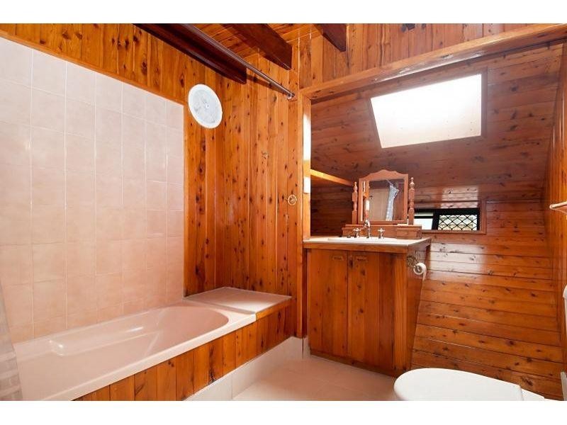 2 Vista Street, Boreen Point QLD 4565