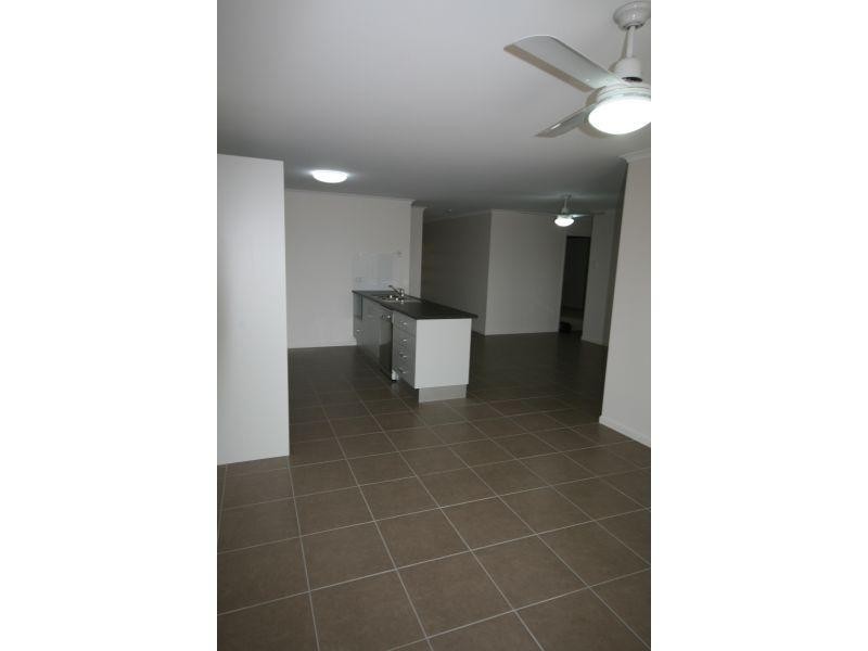 65 Gleneagles Dr, Curra QLD 4570