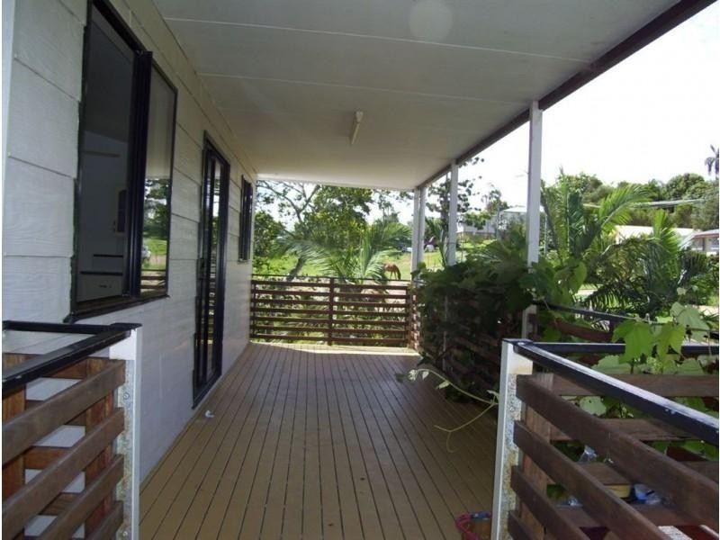 2 Smalley Place, Gympie QLD 4570