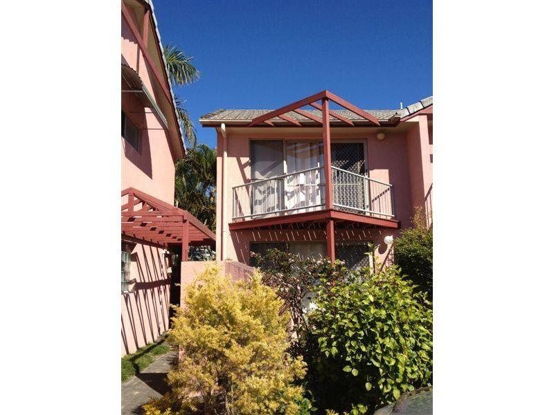 4/24 Lake Weyba Dr, Noosaville QLD 4566