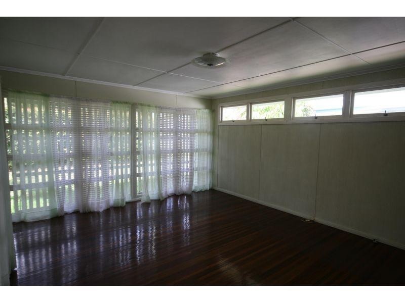 38 Parsons Rd, Gympie QLD 4570