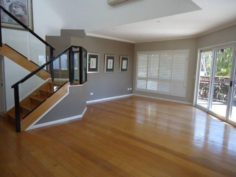 65  Lake Weyba Dr, Noosaville QLD 4566