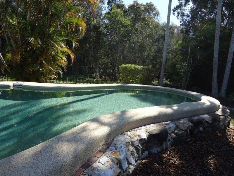 65  Lake Weyba Dr, Noosaville QLD 4566