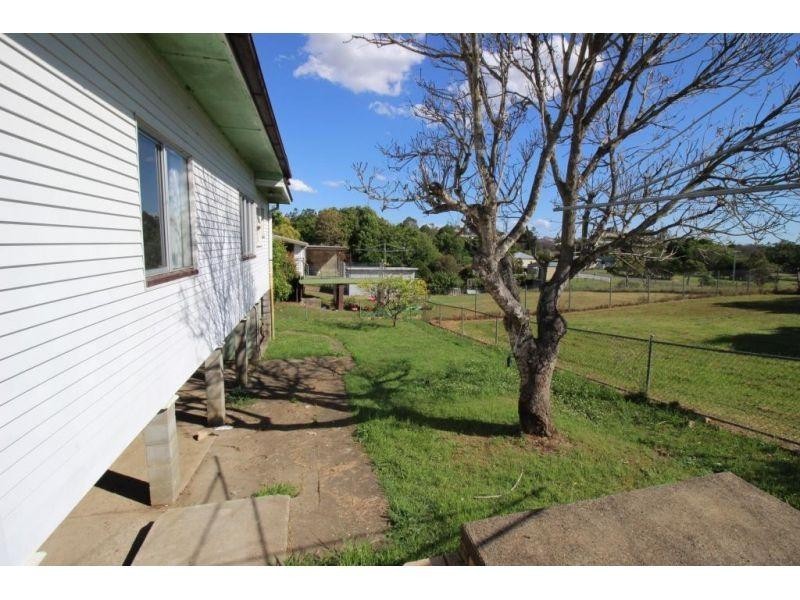 58 Henry St, Gympie QLD 4570