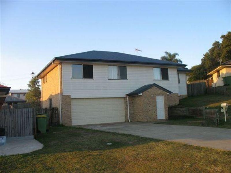 17 Castlereagh Crt, Southside QLD 4570