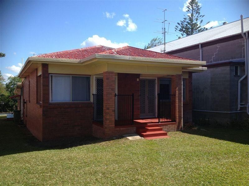 109 Poinciana Ave, Tewantin QLD 4565