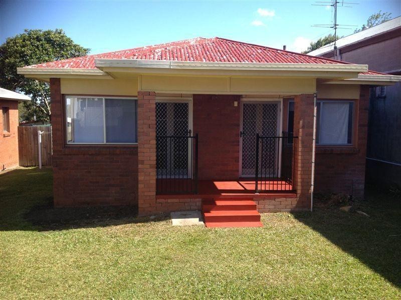 109 Poinciana Ave, Tewantin QLD 4565