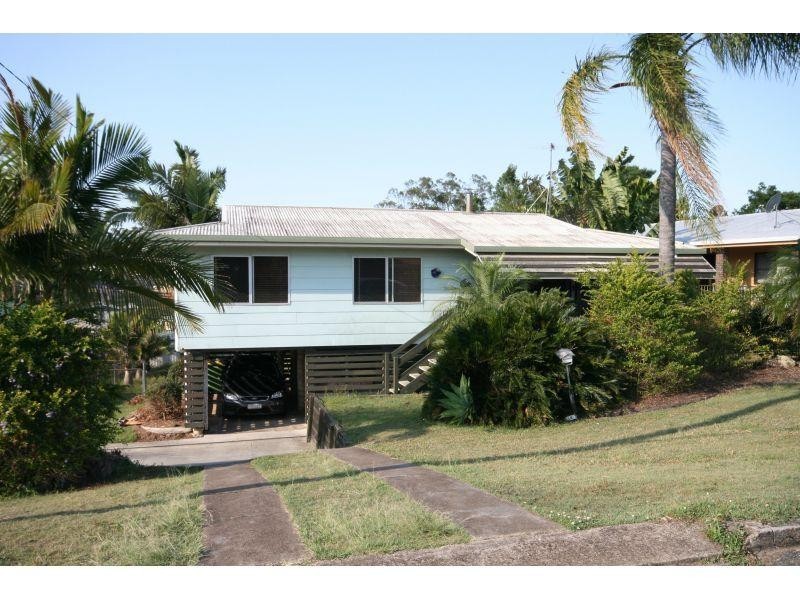 18 Barton Road, Victory Heights QLD 4570