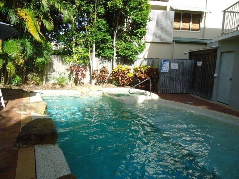 8/235 Gympie Terrace, Noosaville QLD 4566