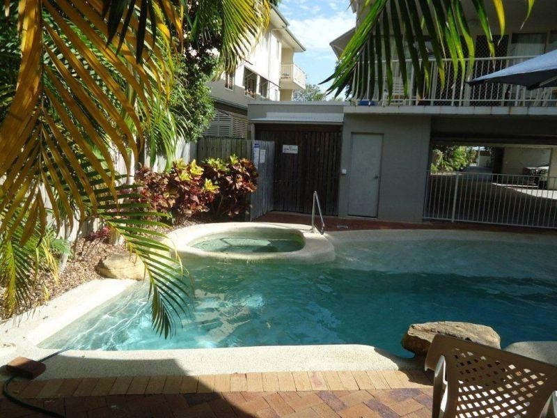 8/235 Gympie Terrace, Noosaville QLD 4566