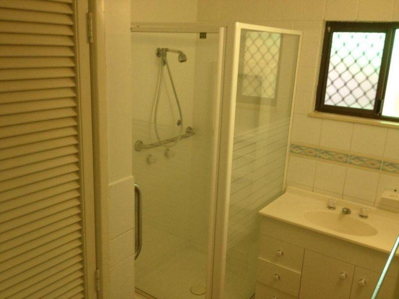 97 Lake Weyba Drive, Noosaville QLD 4566