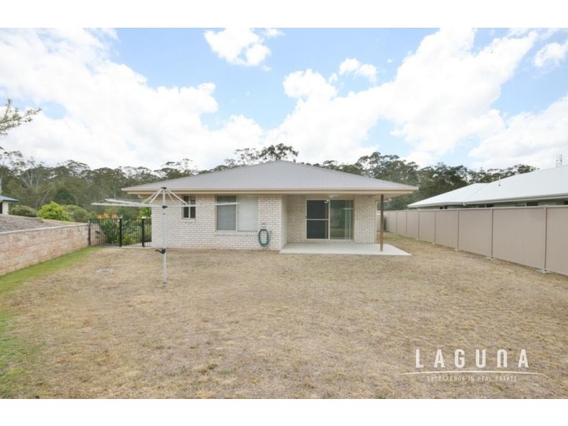 34 Woodland Dr, Southside QLD 4570