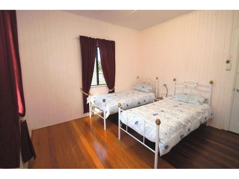 4 Mahaffey, Goomboorian QLD 4570