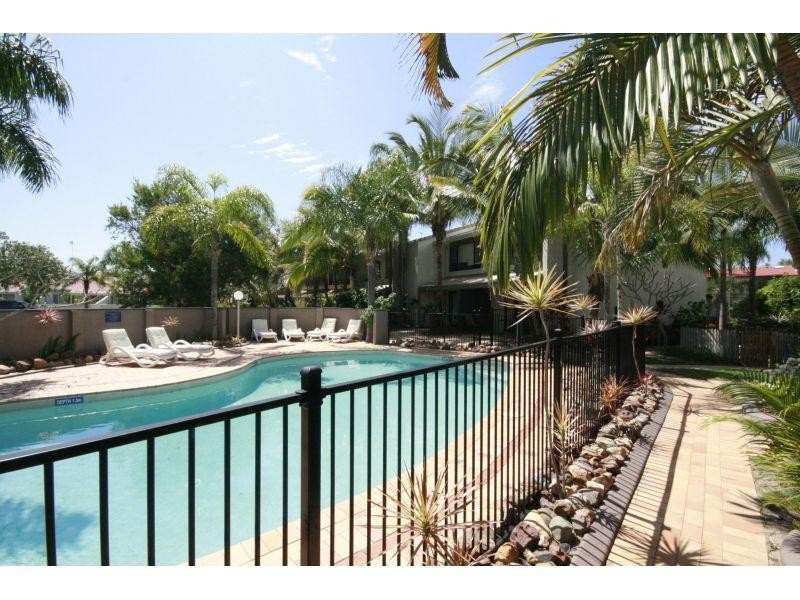 6/130 Noosa Parade, Noosaville QLD 4566