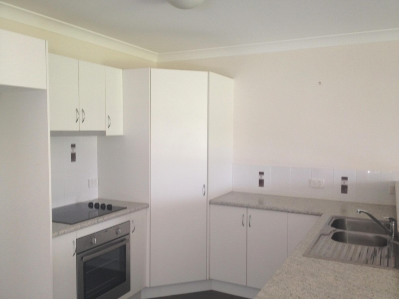 9 Chairmans Close, Jones Hill QLD 4570