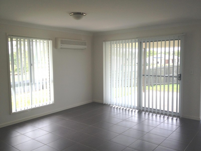 9 Chairmans Close, Jones Hill QLD 4570