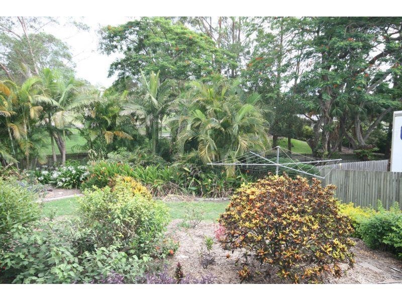 8 Carrington Ave, Gympie QLD 4570