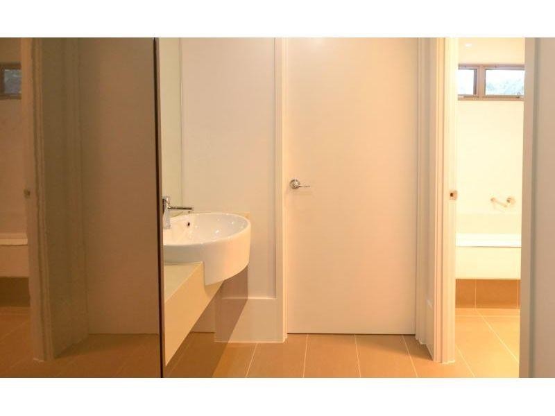 1/15 Ann, Noosaville QLD 4566