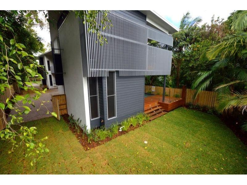 2/15 Ann, Noosaville QLD 4566