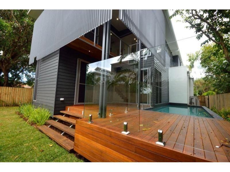 2/15 Ann, Noosaville QLD 4566