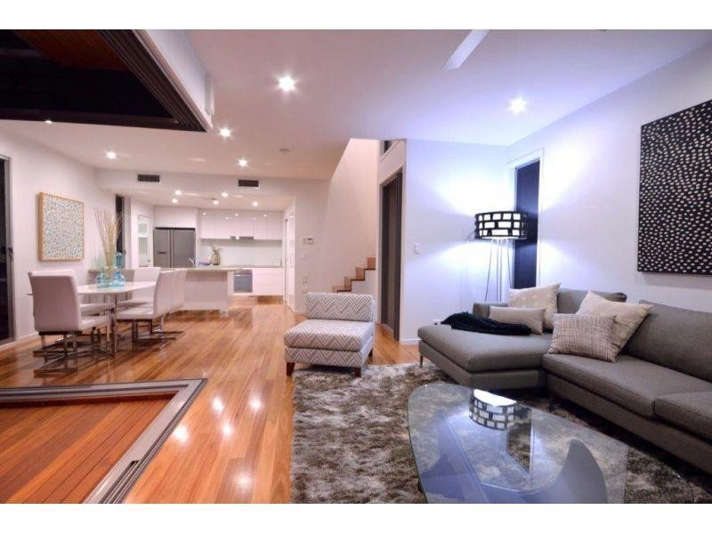 1/15 Ann, Noosaville QLD 4566