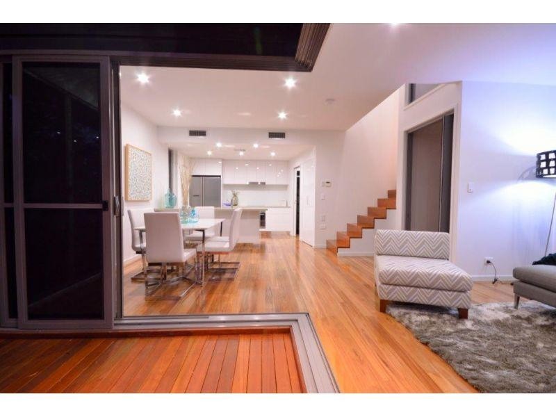 1/15 Ann, Noosaville QLD 4566