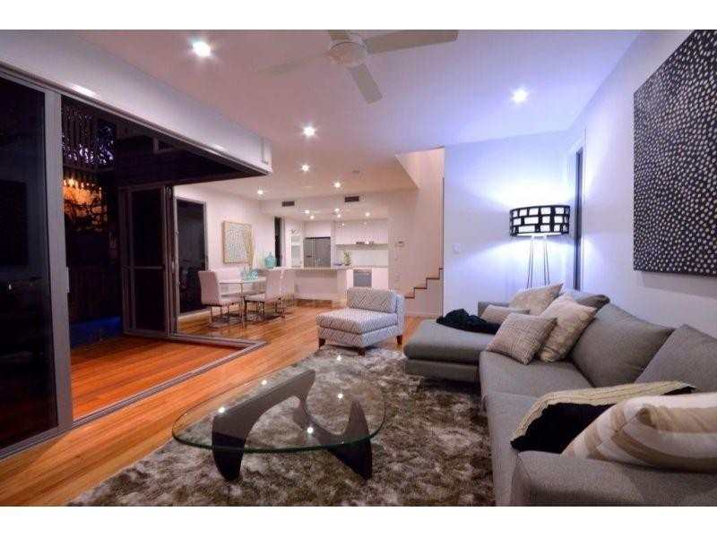 1/15 Ann, Noosaville QLD 4566