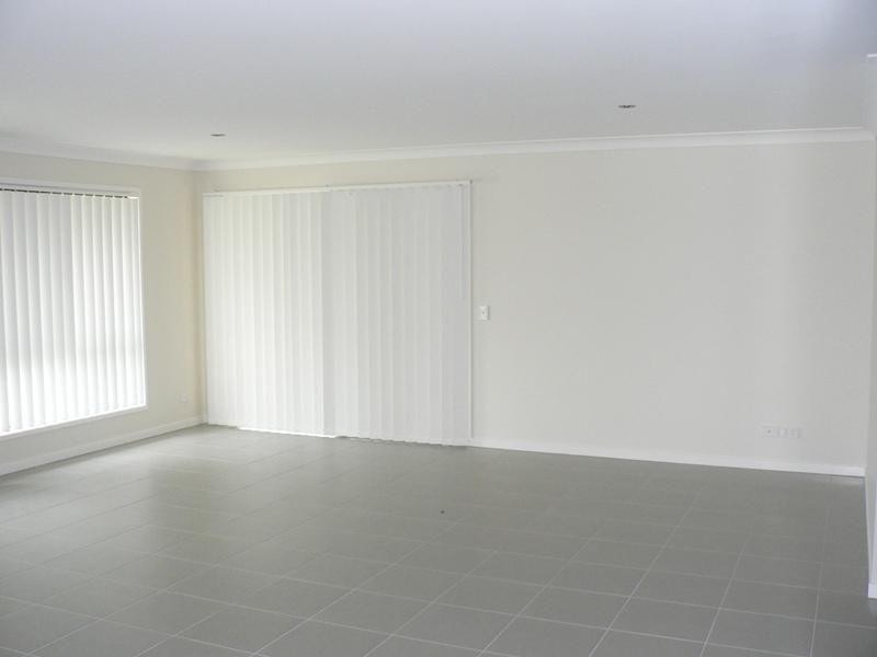 49 McPhail Street, Southside QLD 4570