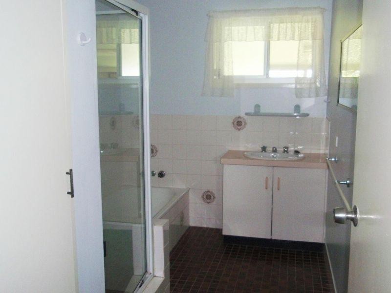 106B Groundwater Road, Southside QLD 4570