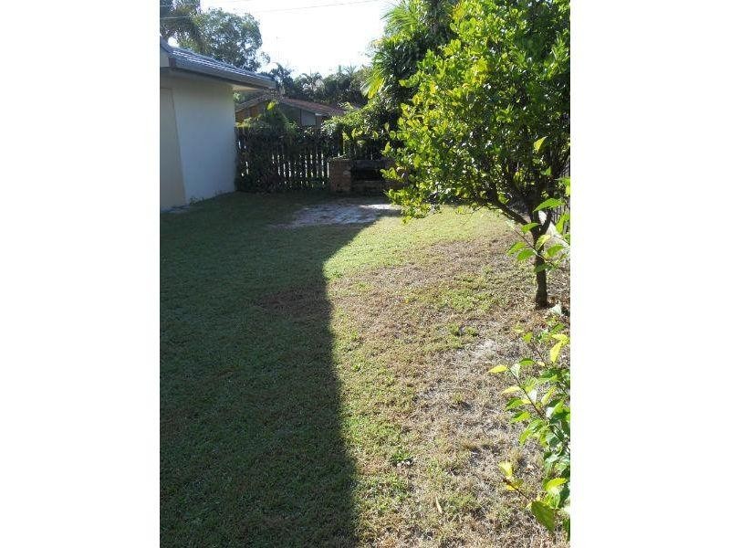 11 Wylah St, Noosaville QLD 4566