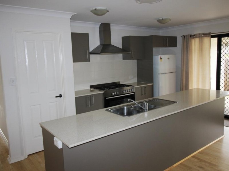 22 Premier Avenue, Jones Hill QLD 4570