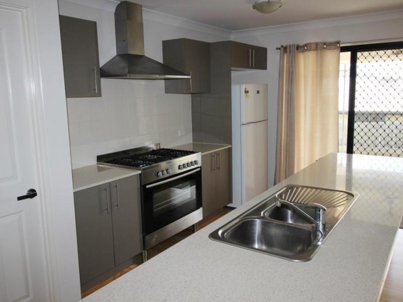 22 Premier Avenue, Jones Hill QLD 4570