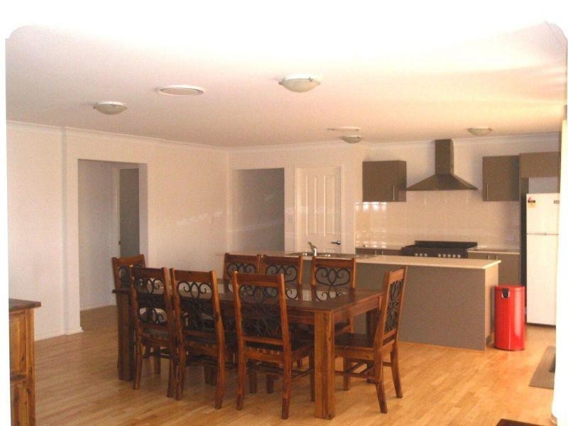 22 Premier Avenue, Jones Hill QLD 4570