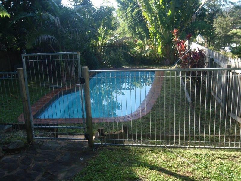 Goomboorian QLD 4570