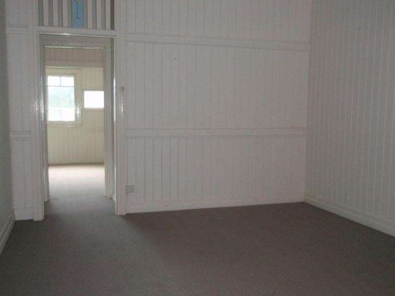 Goomboorian QLD 4570