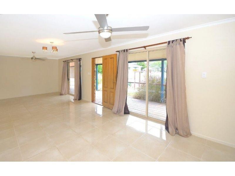 10 Gleneagles Dve, Tewantin QLD 4565