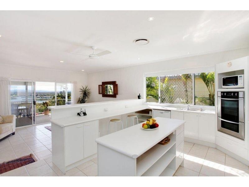 22 Arkana Dve, Noosa Heads QLD 4567