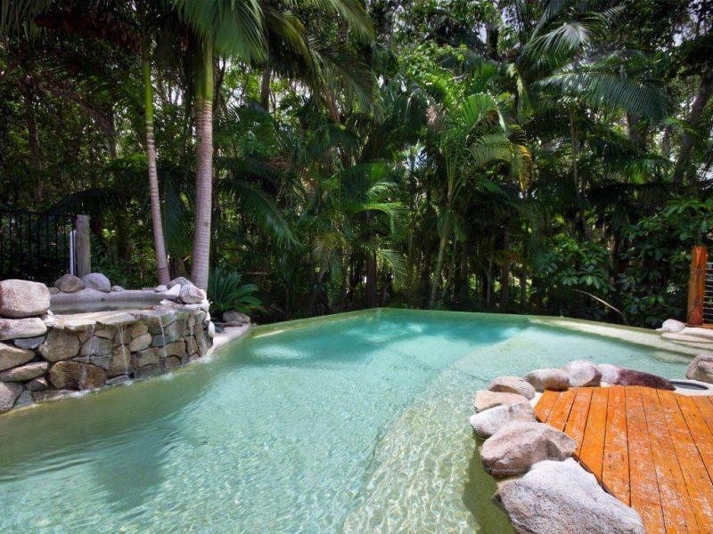 27 David St, Noosa Heads QLD 4567