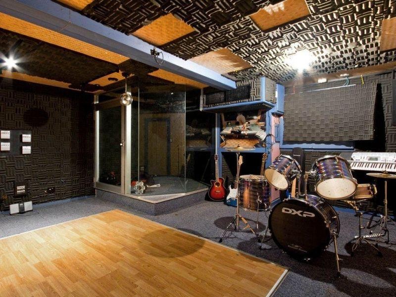 27 David St, Noosa Heads QLD 4567