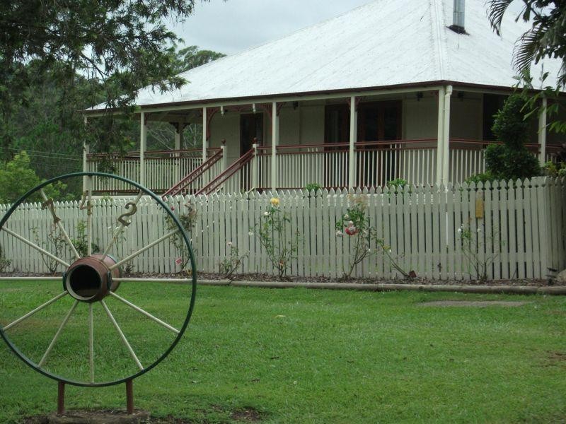 742 Shadbolt Rd, Cedar Pocket QLD 4570
