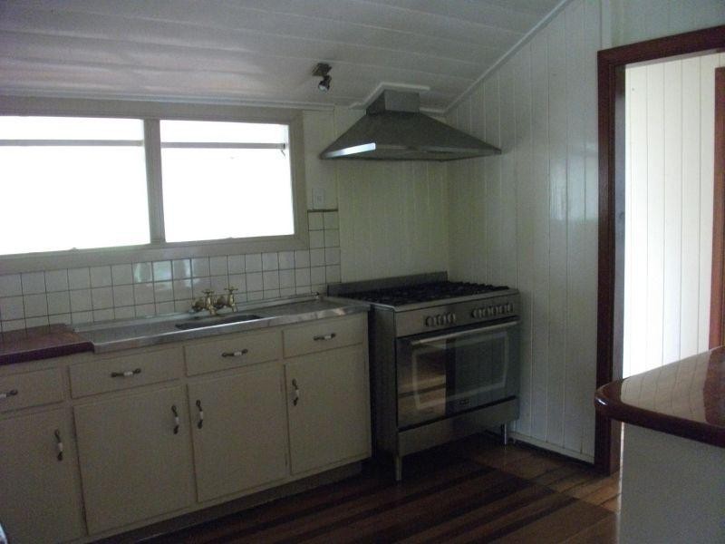 742 Shadbolt Rd, Cedar Pocket QLD 4570