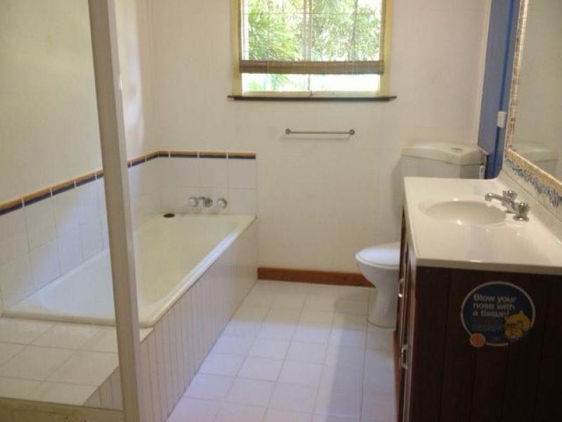 61 Hendry St, Tewantin QLD 4565