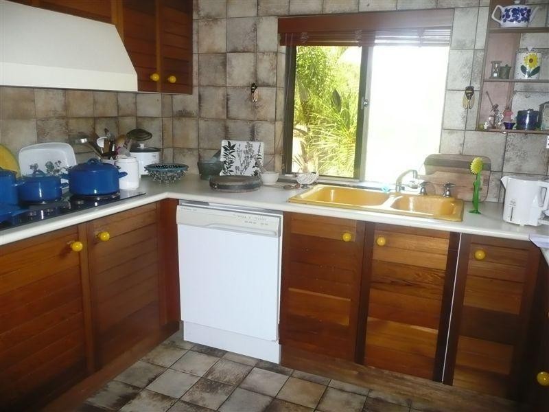 2/95 Noosa Parade, Noosa Heads QLD 4567