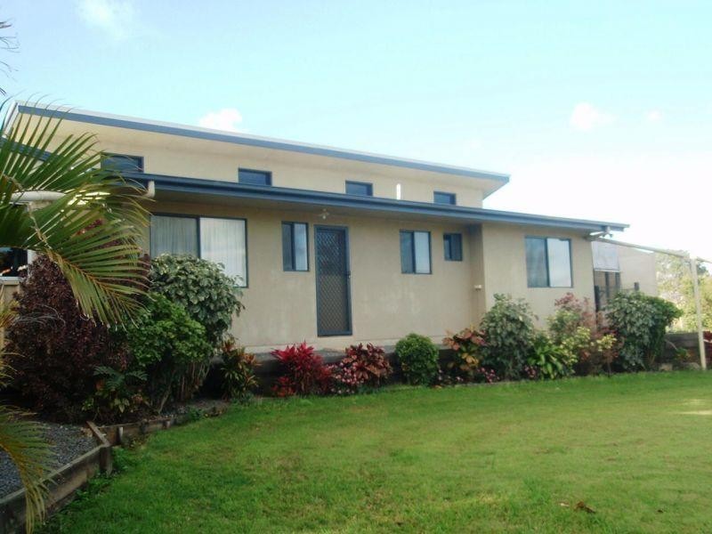 Goomboorian QLD 4570