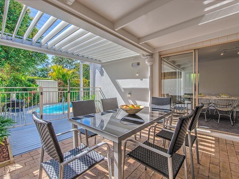 4/2 Swan St, Noosaville QLD 4566